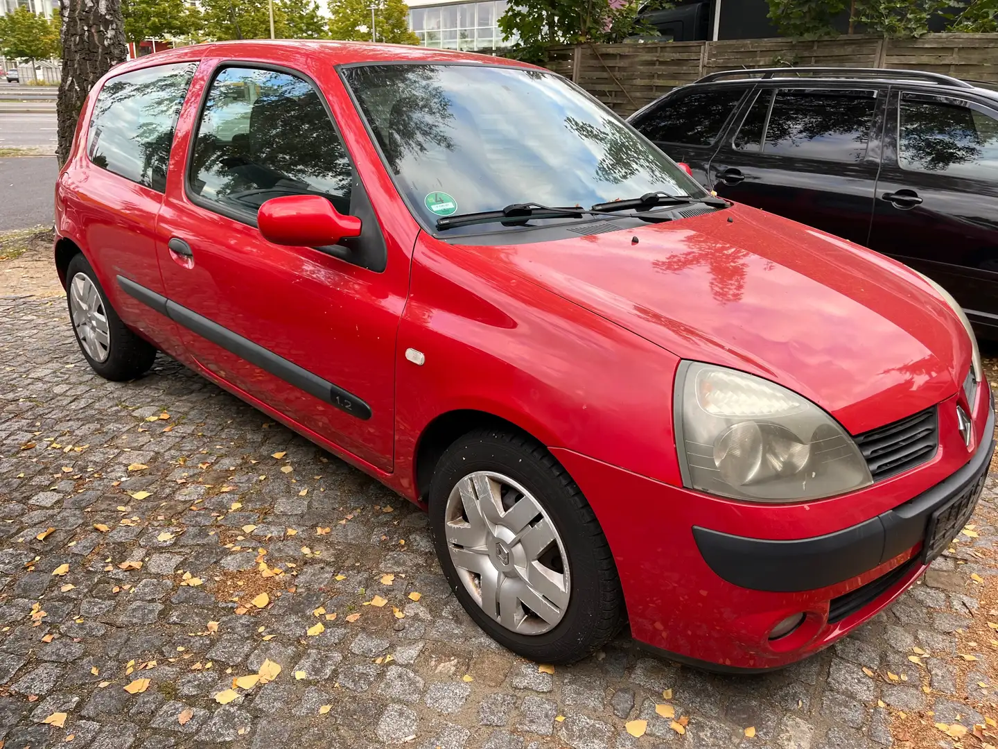 Renault Clio Clio  3-Türer 1.2 Extrem 1Hand Klima Standheizu Rot - 2