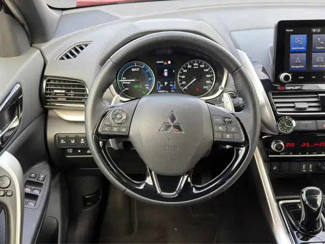 Mitsubishi Eclipse Cross view 12