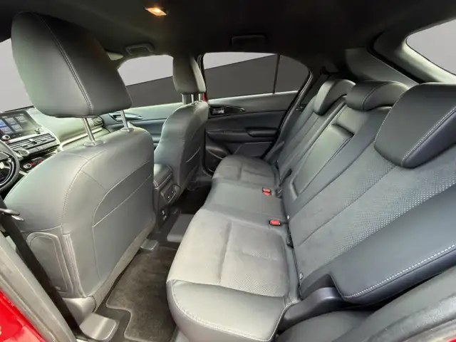 Mitsubishi Eclipse Cross view 10