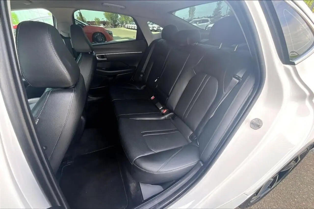Hyundai SONATA снимка Hyundai SONATA