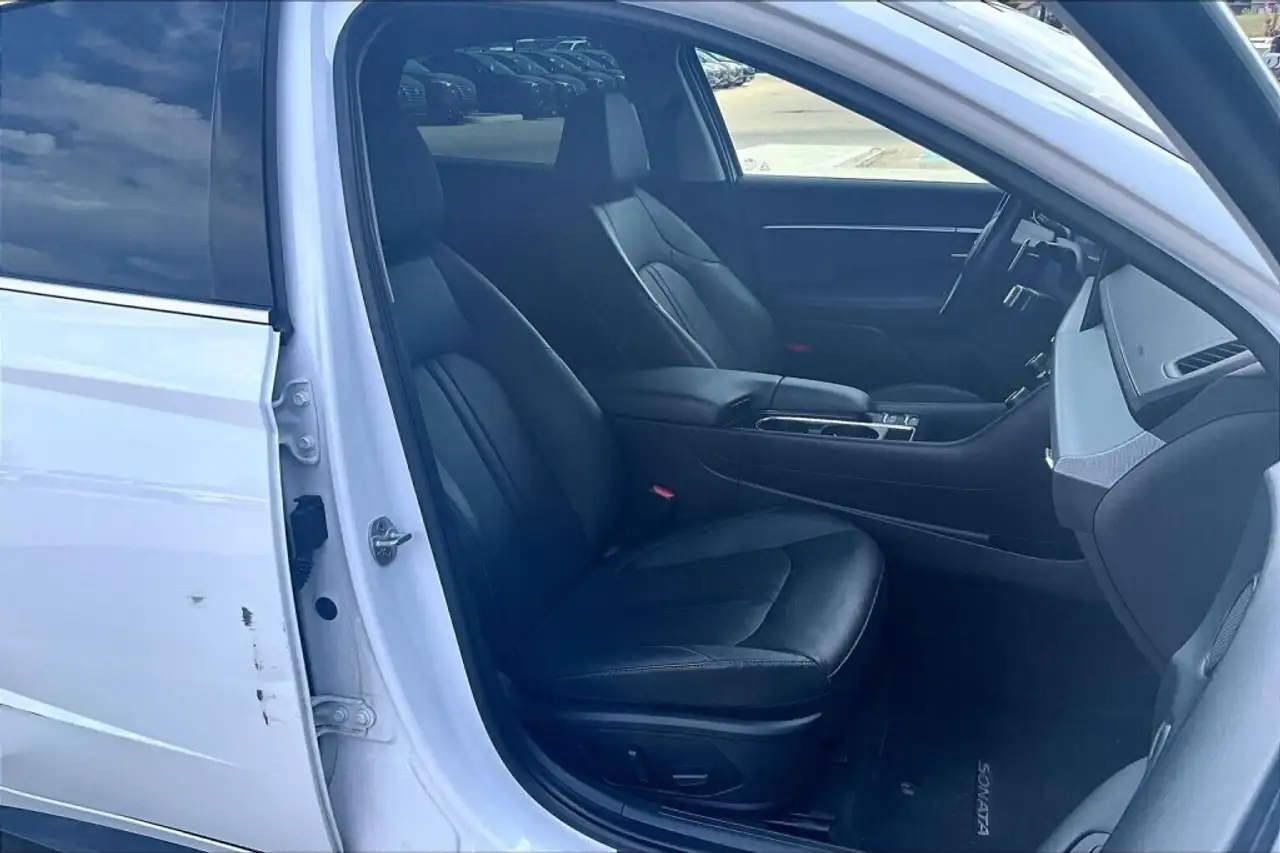 Hyundai SONATA снимка Hyundai SONATA