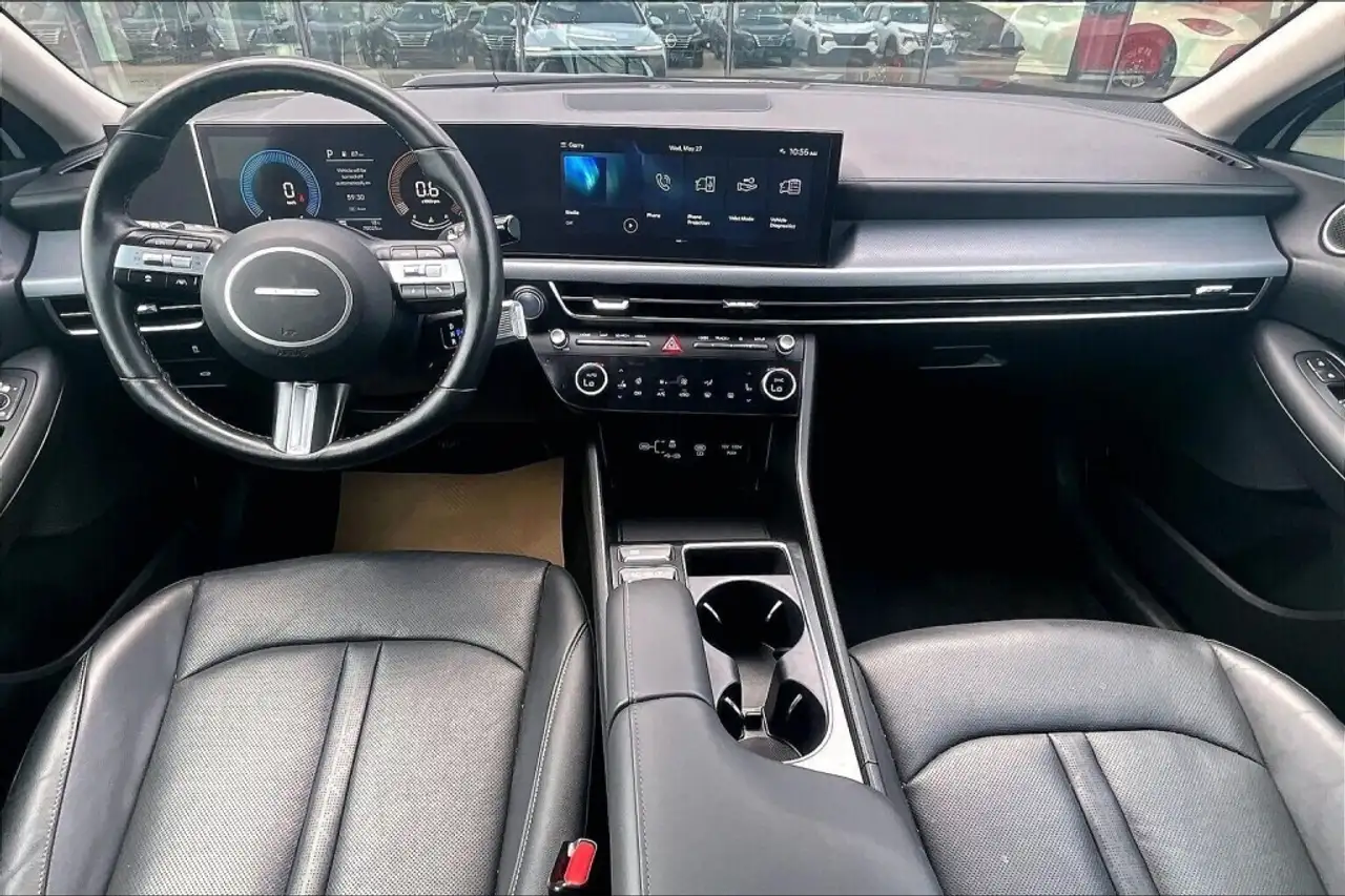 Hyundai SONATA снимка Hyundai SONATA