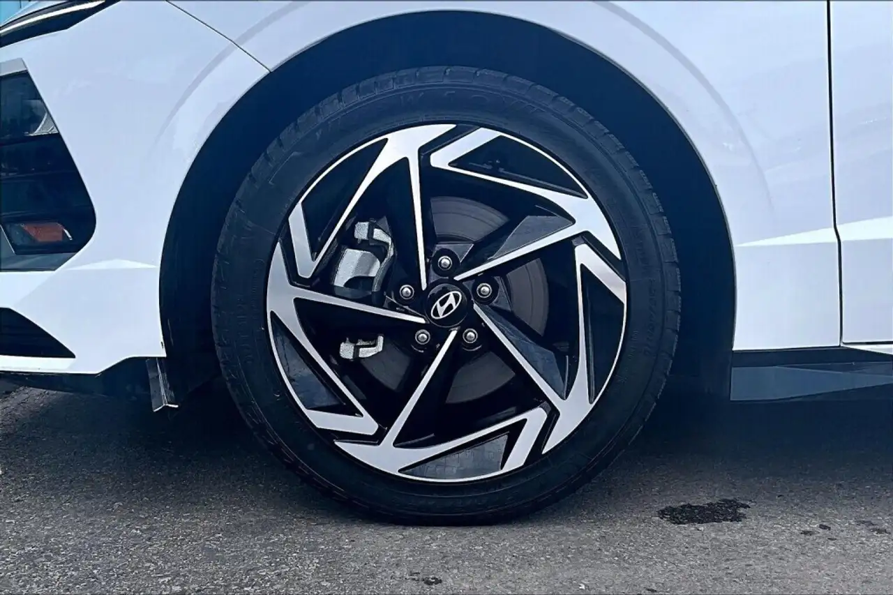 Hyundai SONATA снимка Hyundai SONATA