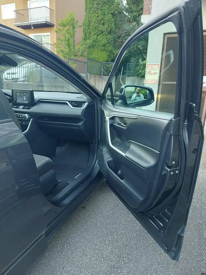 Toyota RAV 4 photo Toyota RAV 4