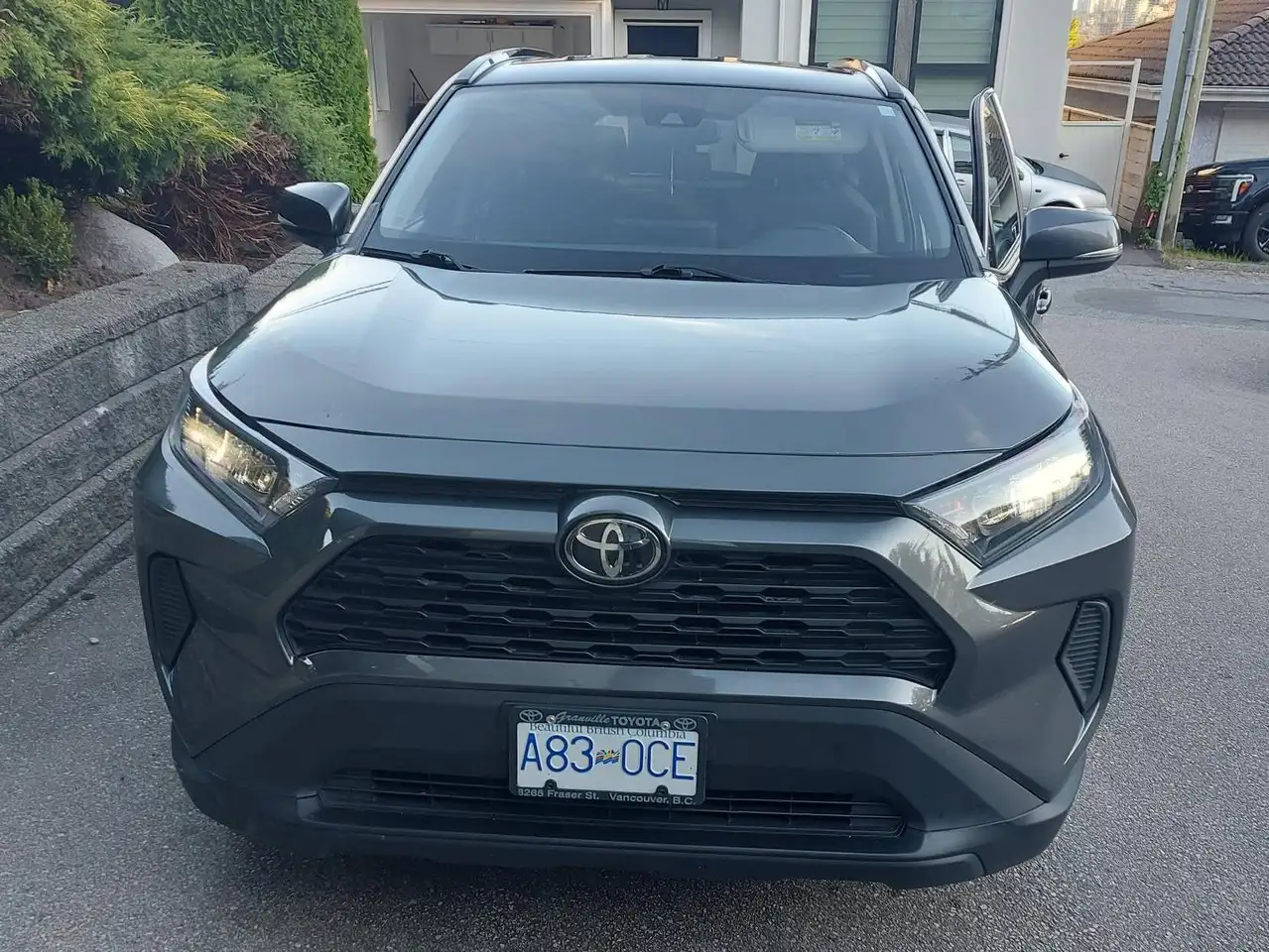Toyota RAV 4 photo Toyota RAV 4