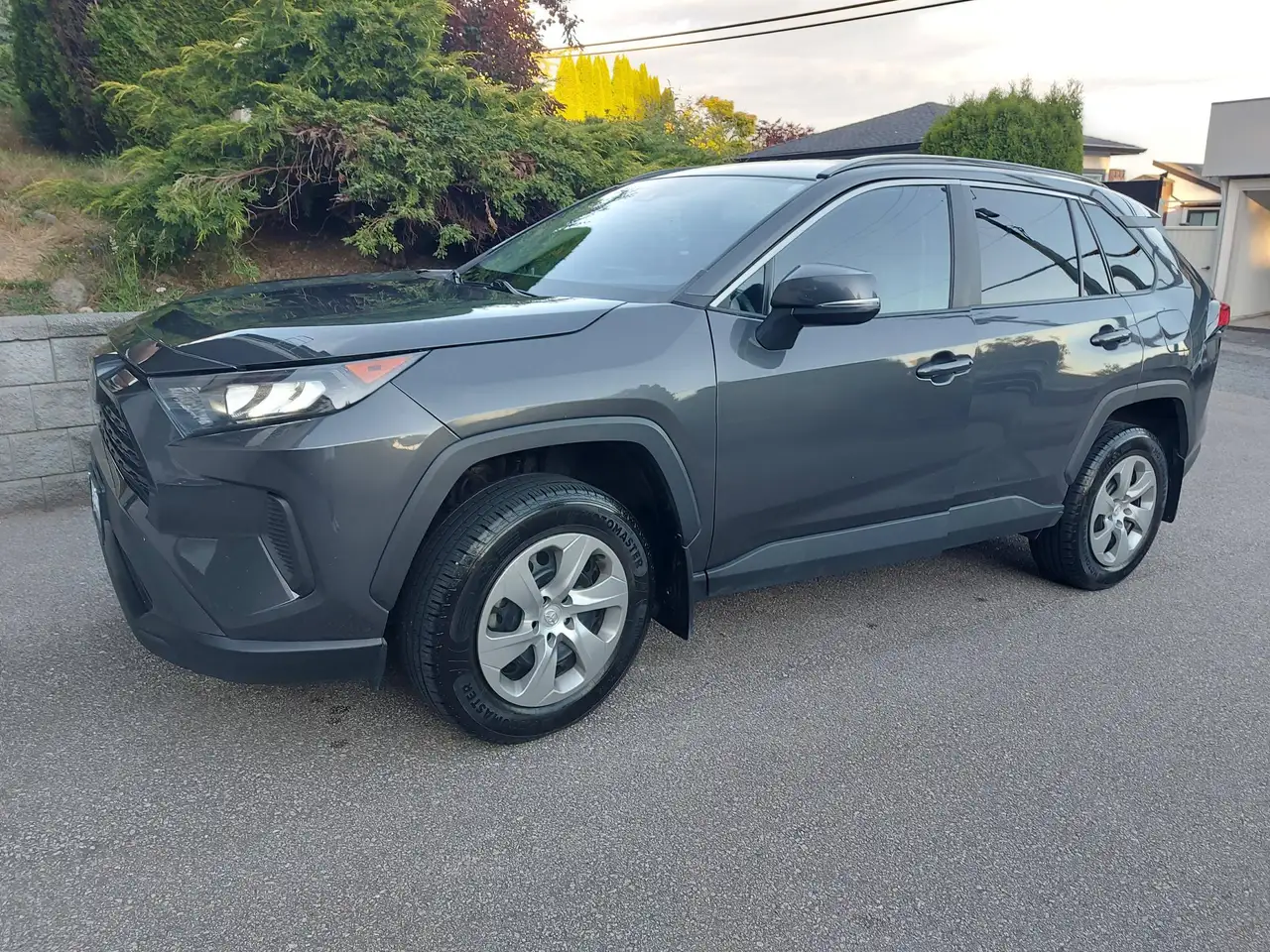 Toyota RAV 4 photo Toyota RAV 4
