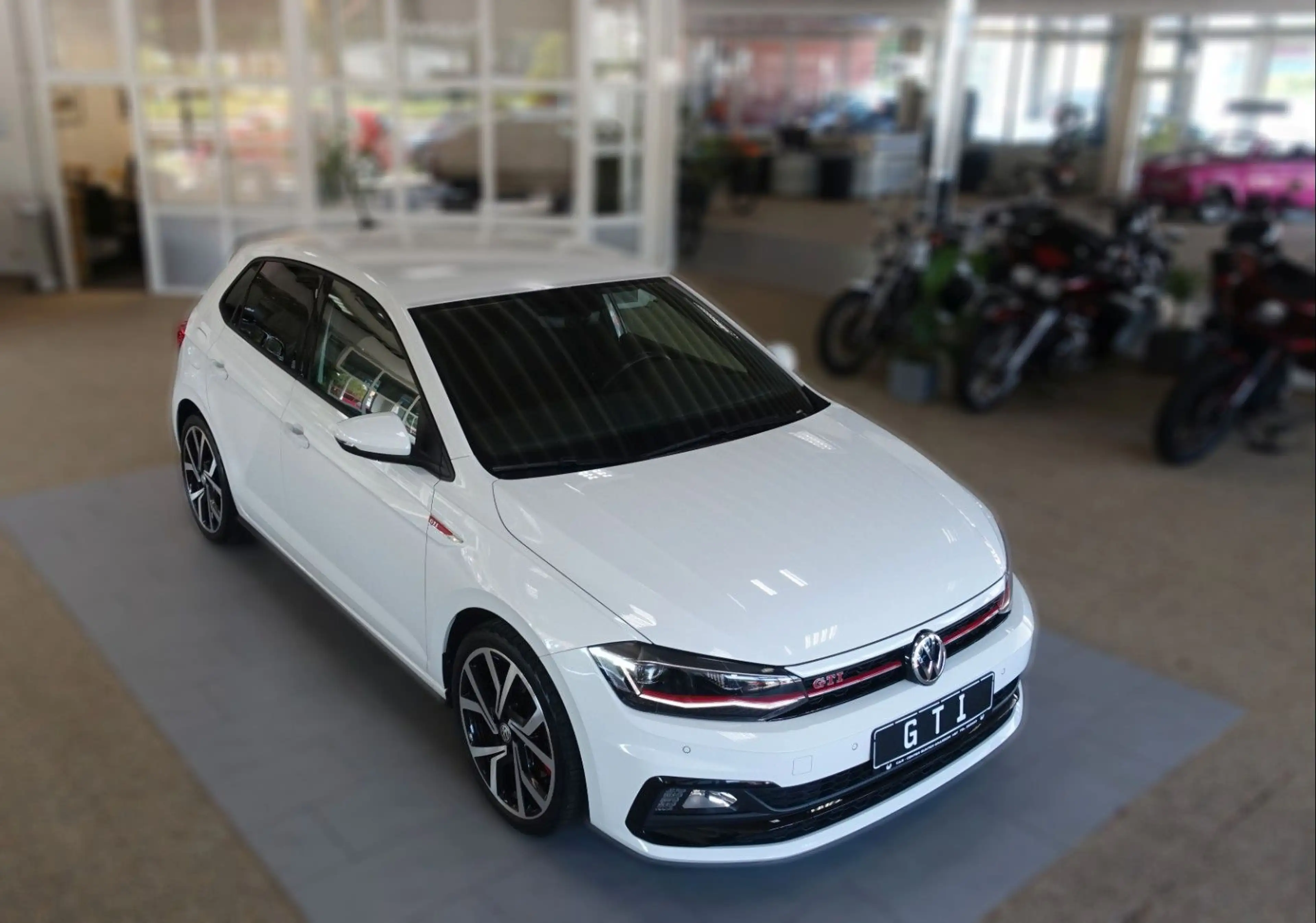 Volkswagen Polo 2.0 VI GTI; NAV/ KAM/ AID/ Keyless/ Brescia — photo 5