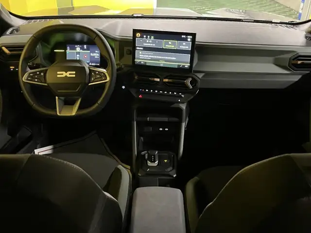 Dacia Duster view 11