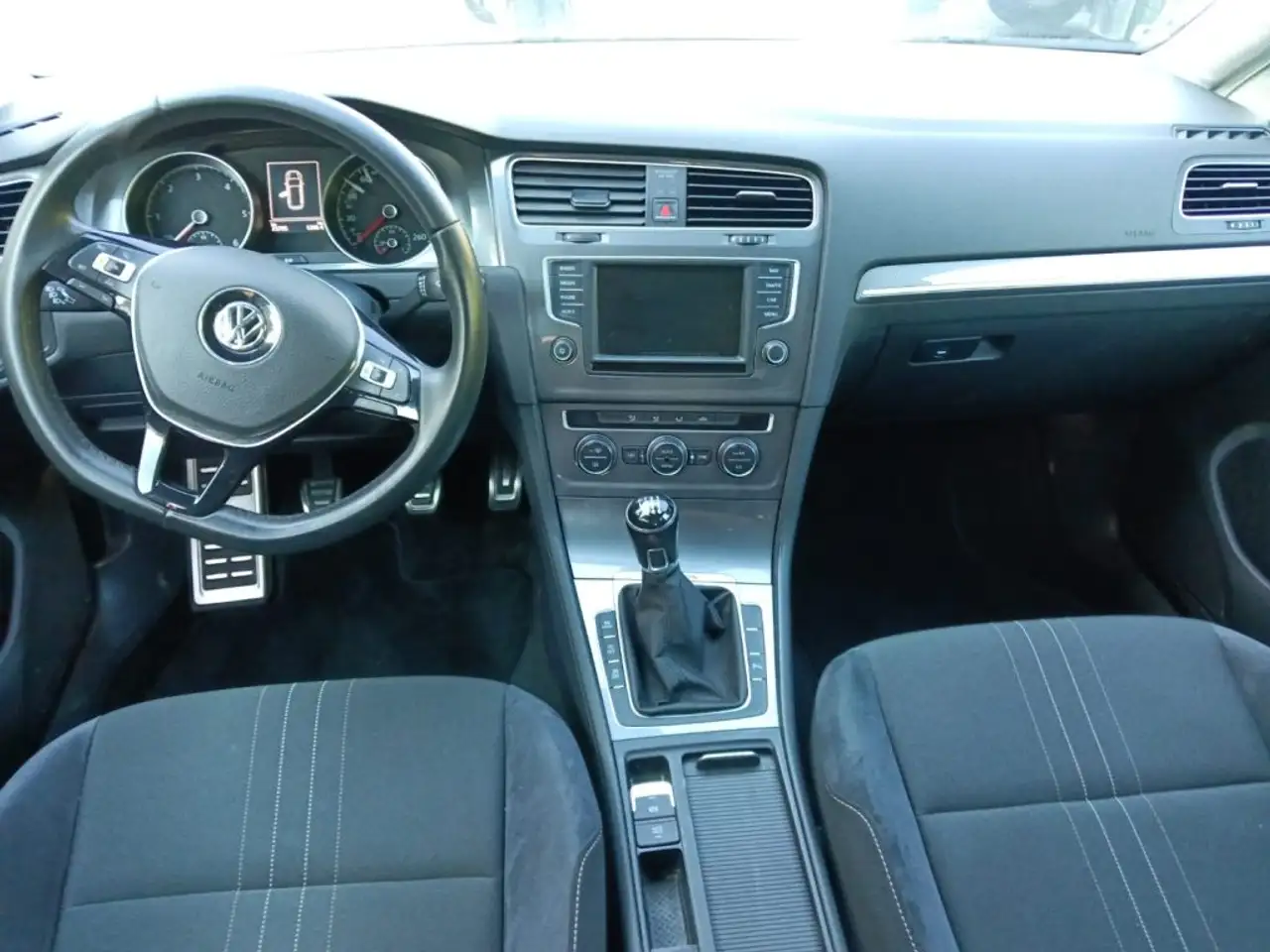 Volkswagen Golf Variant — photo 12 sur 23
