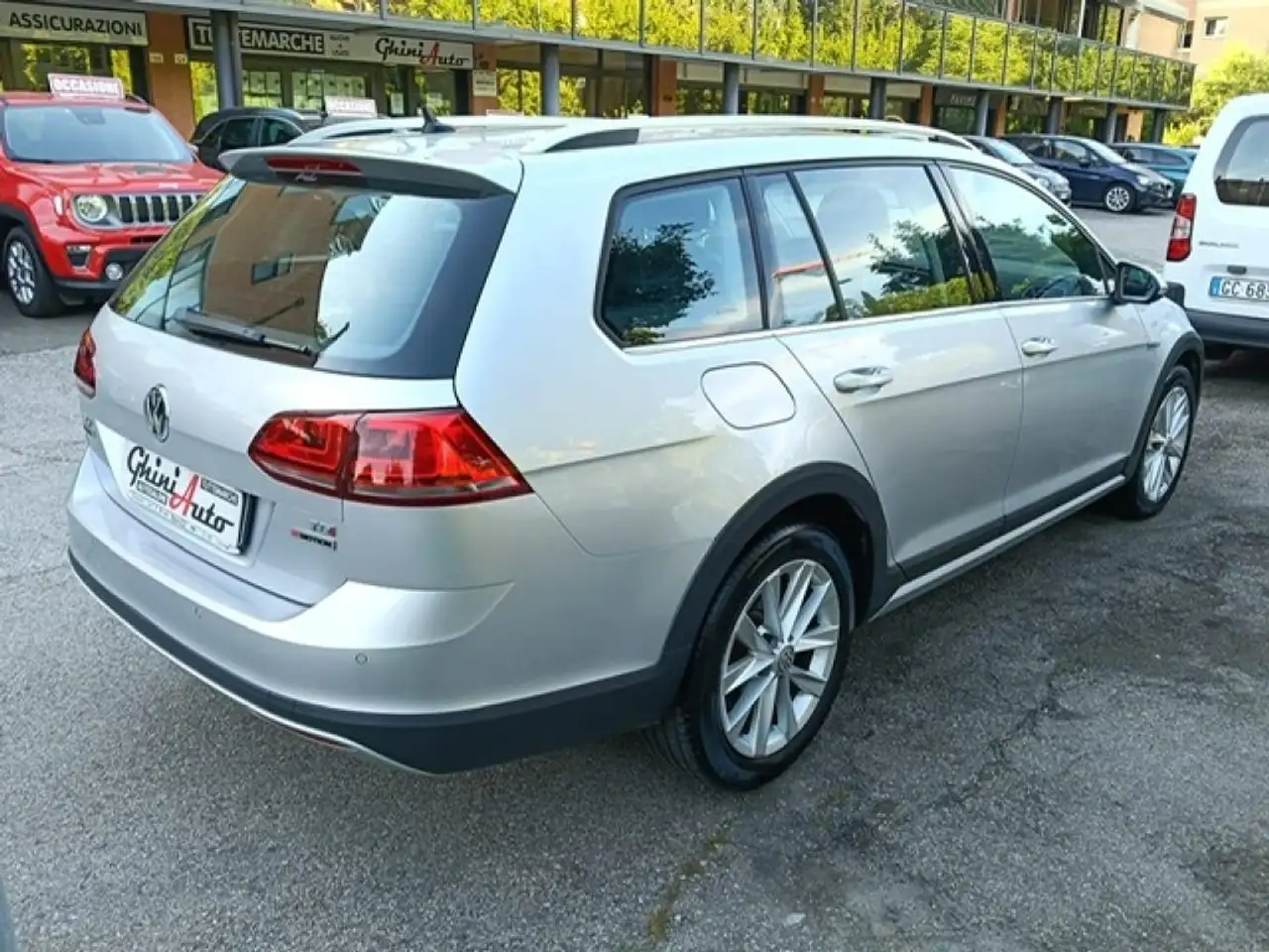 Volkswagen Golf Variant — photo 10 sur 23