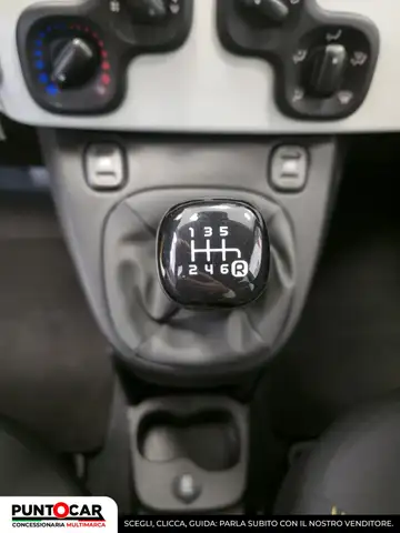 Fiat Panda view 21