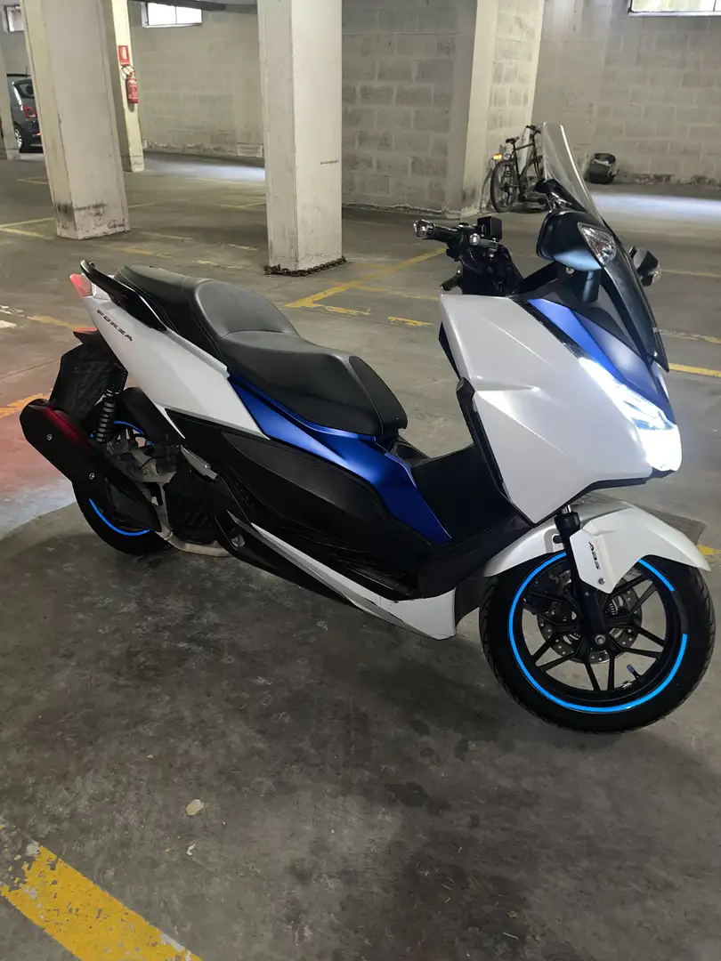 Honda Forza 125 - 1
