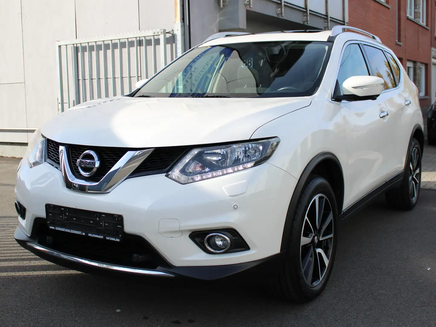 Nissan X-Trail 1.6 dCi 2WD+TOIT PANORAMIQUE+CAMERA 360° Blanc - 1
