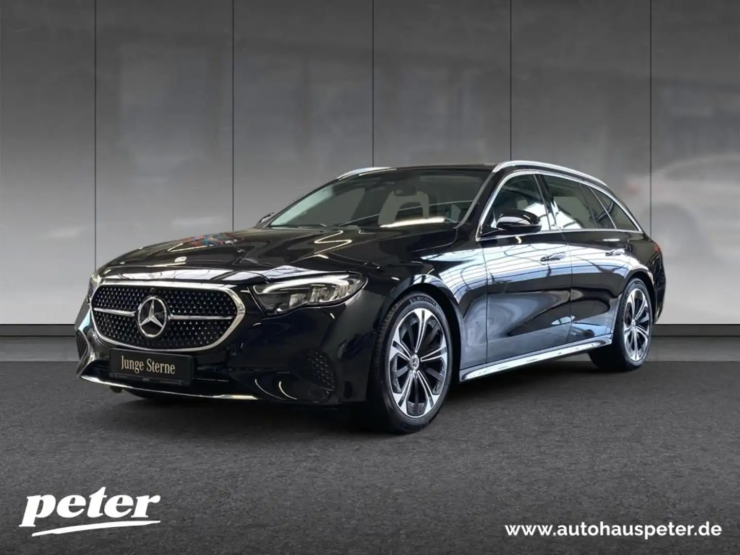 Mercedes-Benz E 220 d T-Modell Avantgarde, AHV, Panoramadach Zwart - 1