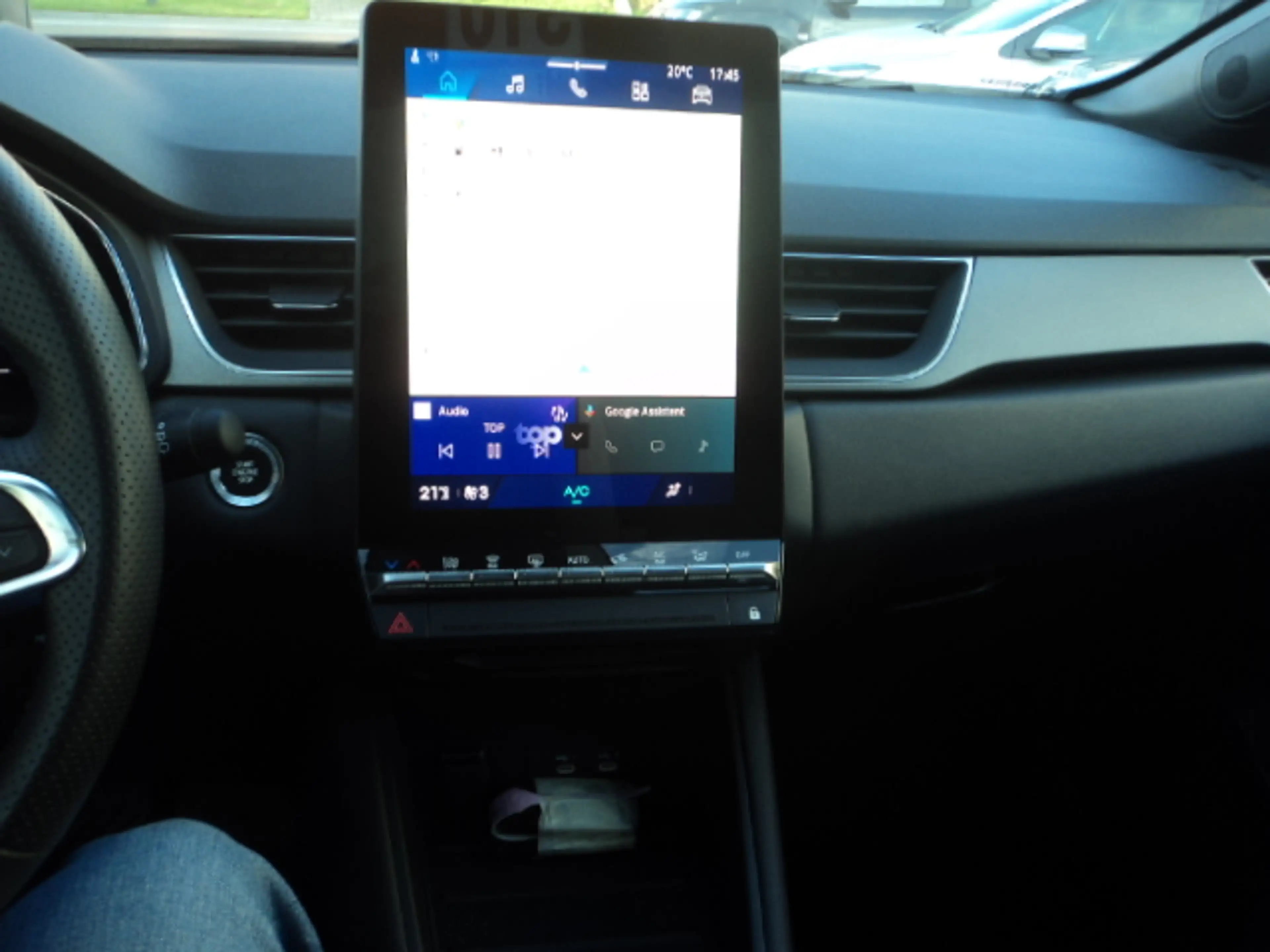 Renault Symbioz — photo 11