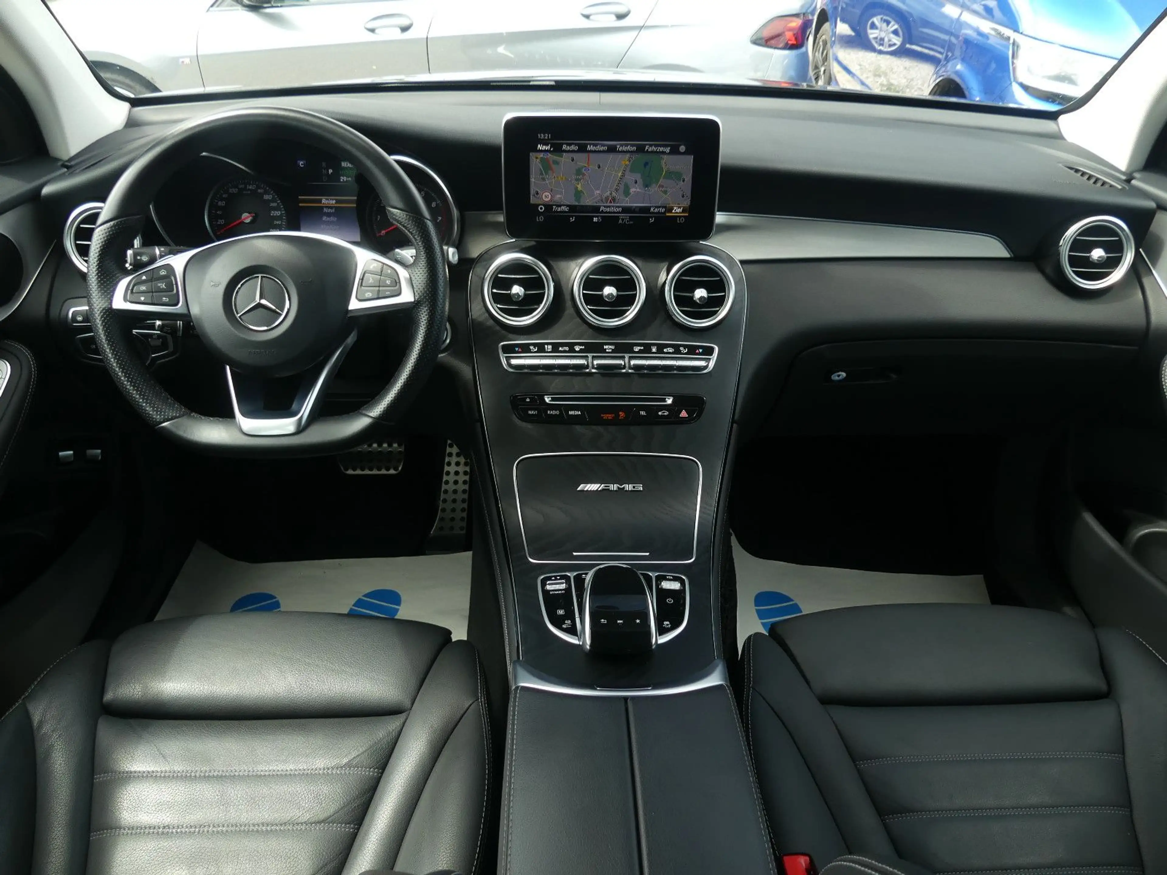 Mercedes-Benz GLC 350 e 4Matic AMG LED ACC PDC AHK Volleder — photo 15