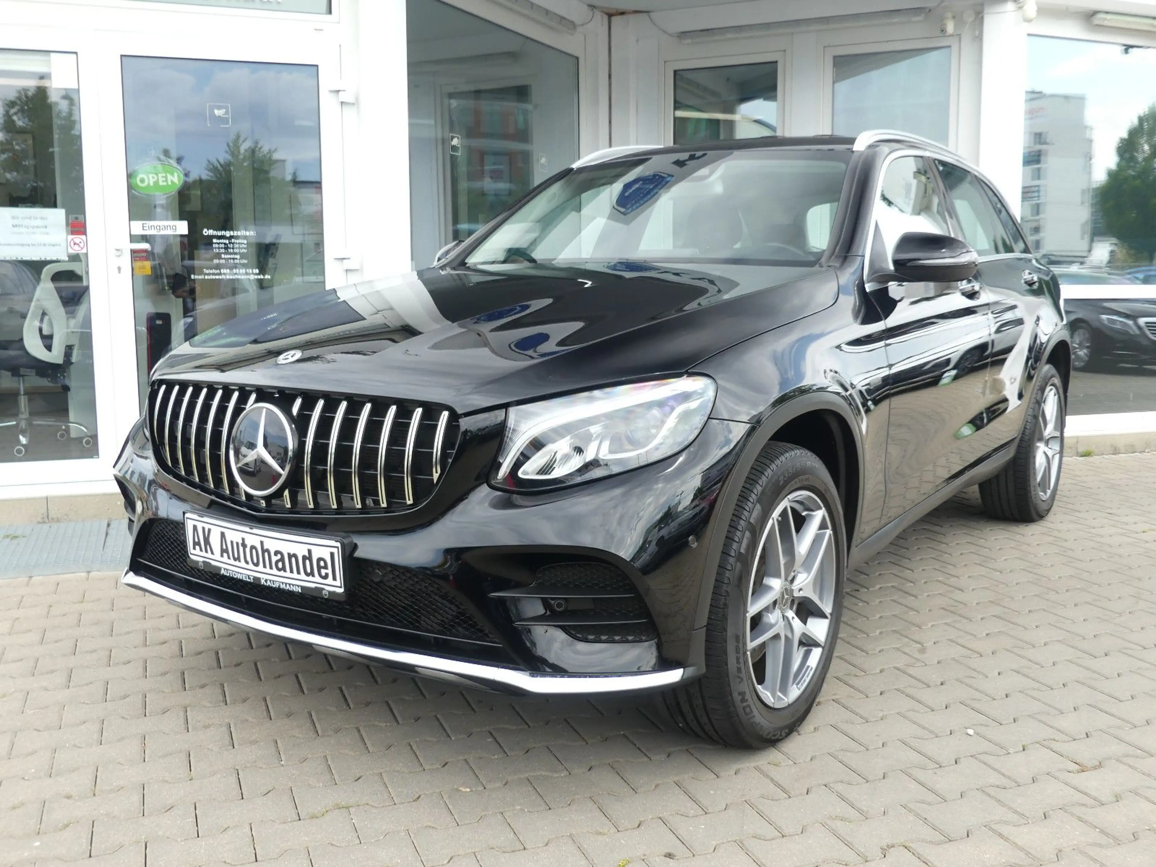 Mercedes-Benz GLC 350 e 4Matic AMG LED ACC PDC AHK Volleder