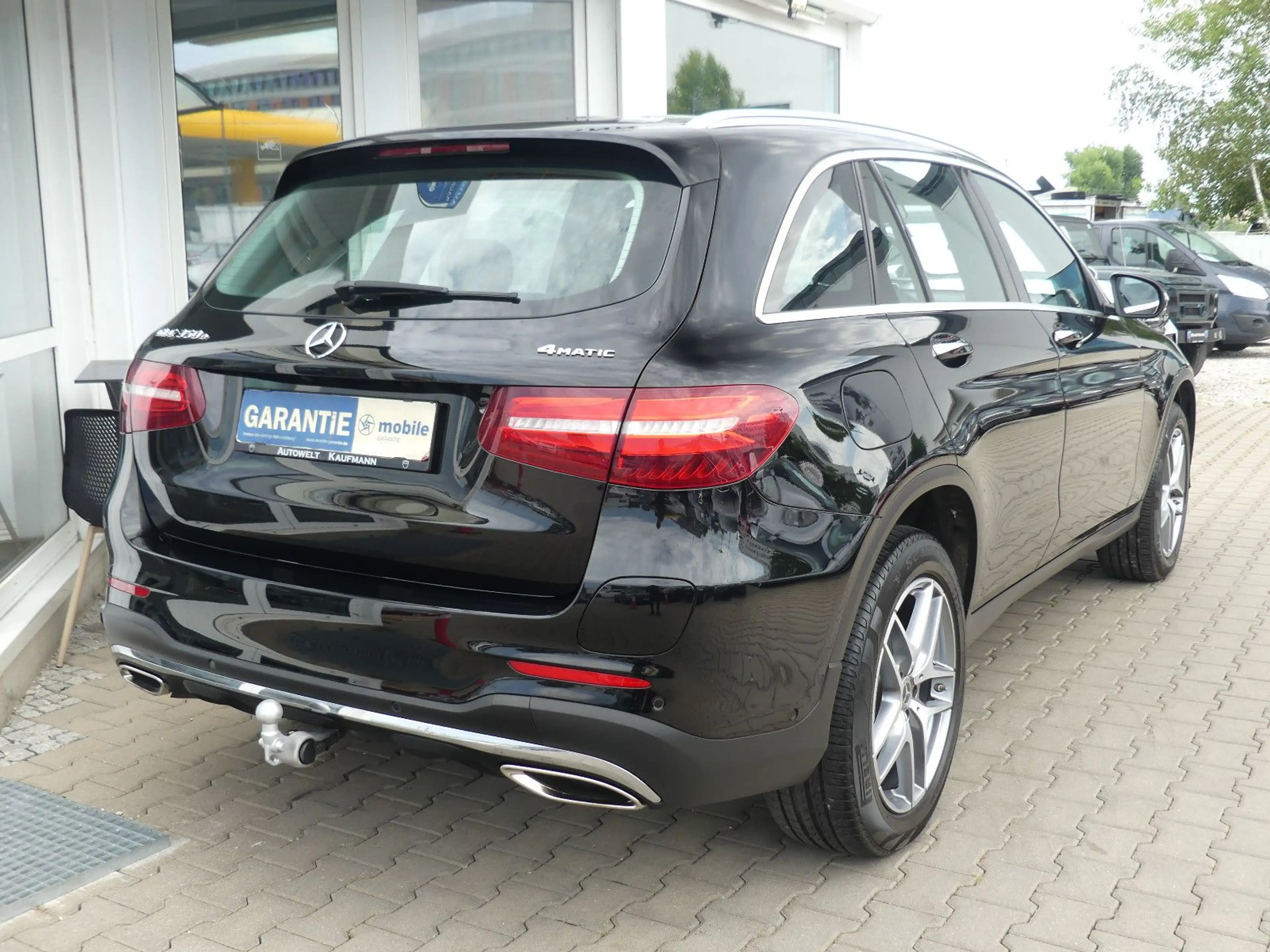 Mercedes-Benz GLC 350 e 4Matic AMG LED ACC PDC AHK Volleder — photo 5