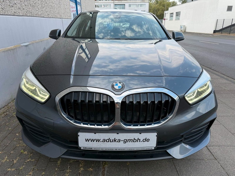 BMW 118 i Advantage LED Navi CarPlay AHK — photo 4
