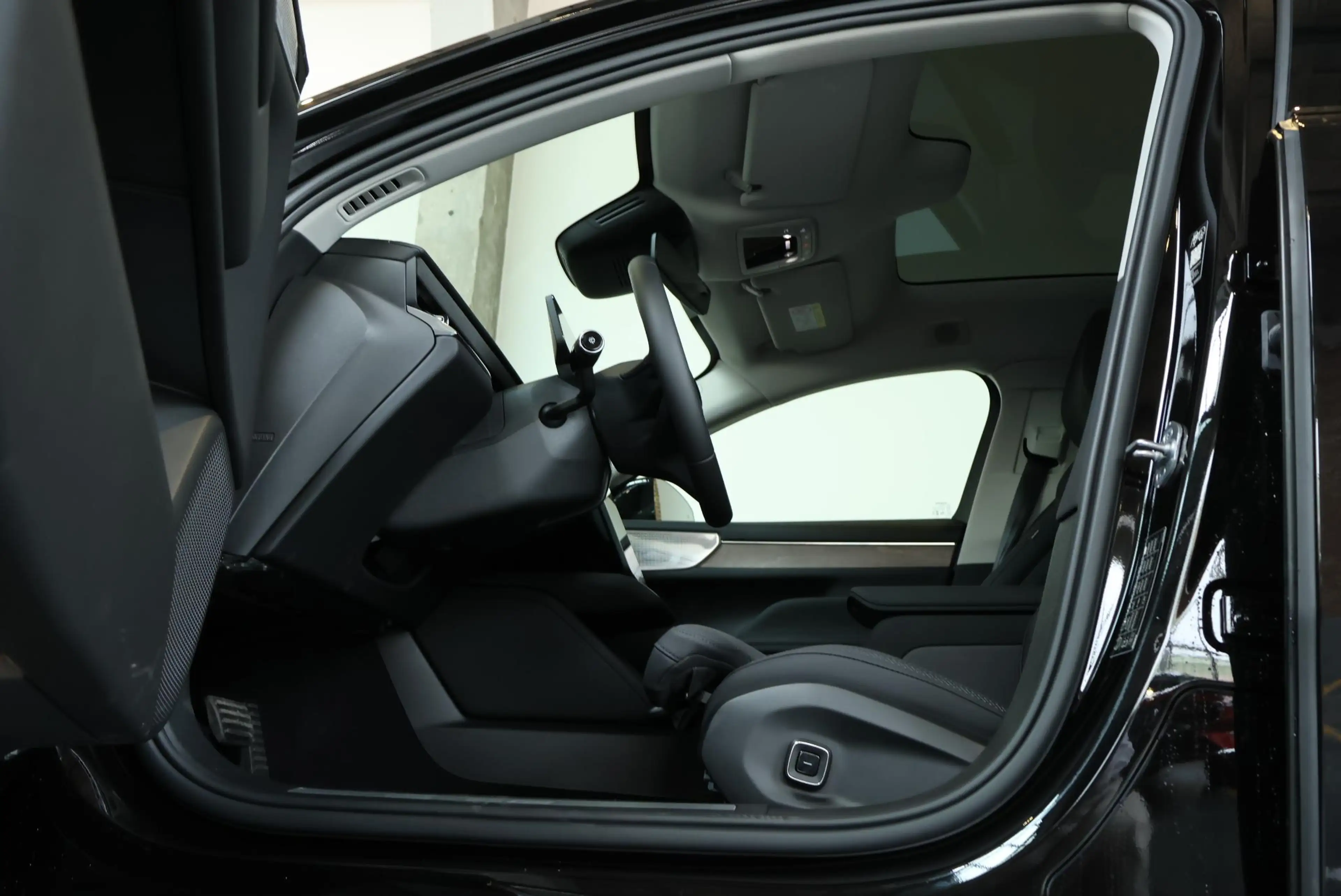 Volvo ES90 Single Motor Extended Range Ultra 92 kWh | Bowers — photo 8