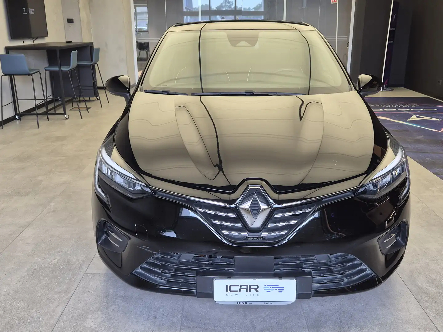 Renault Clio 5 Porte 1.0 TCe GPL Intens Nero - 2