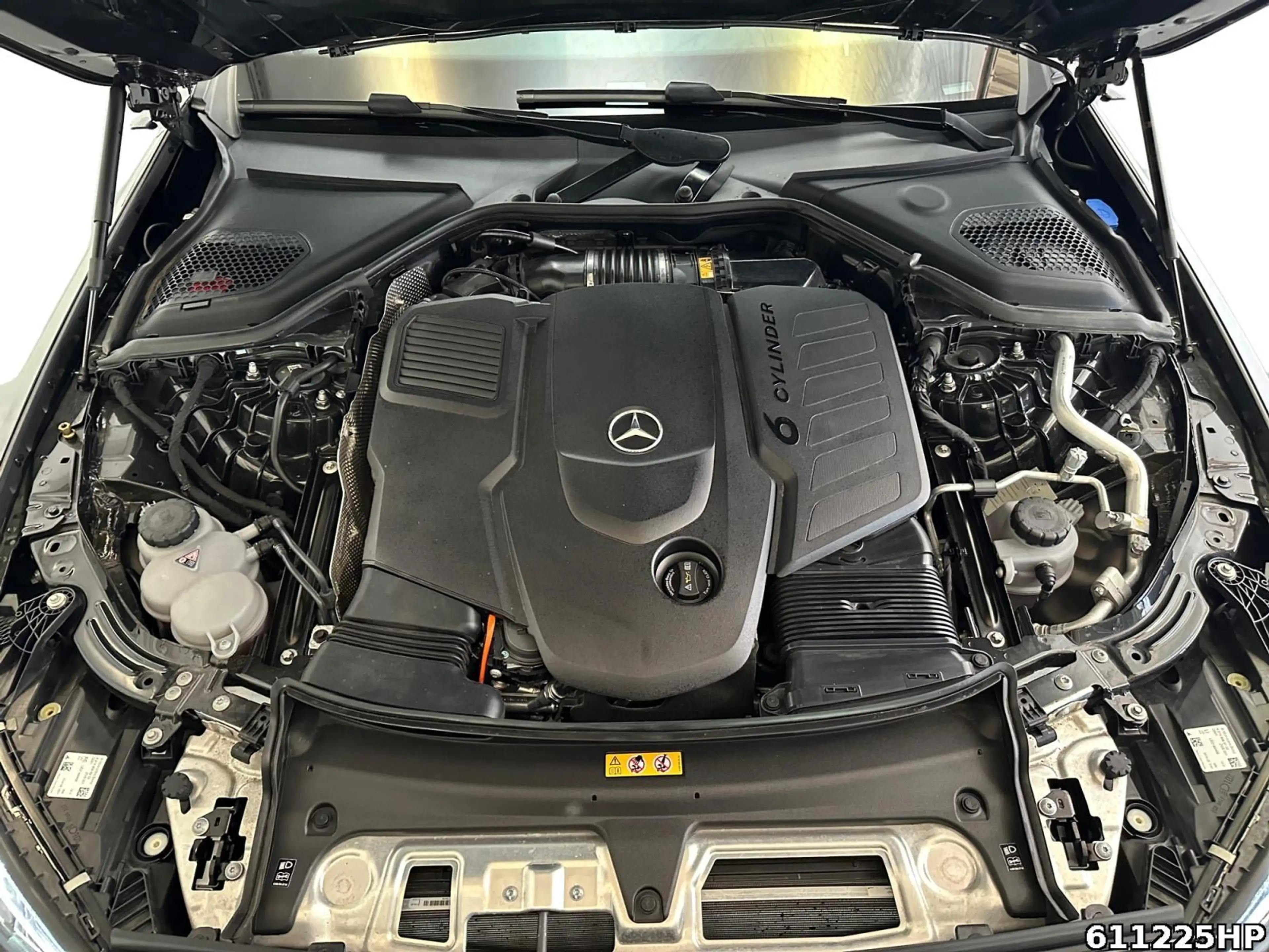 Mercedes-Benz E 450 d T 4M AMG  PanoAHKDistronic Digital Light — photo 7