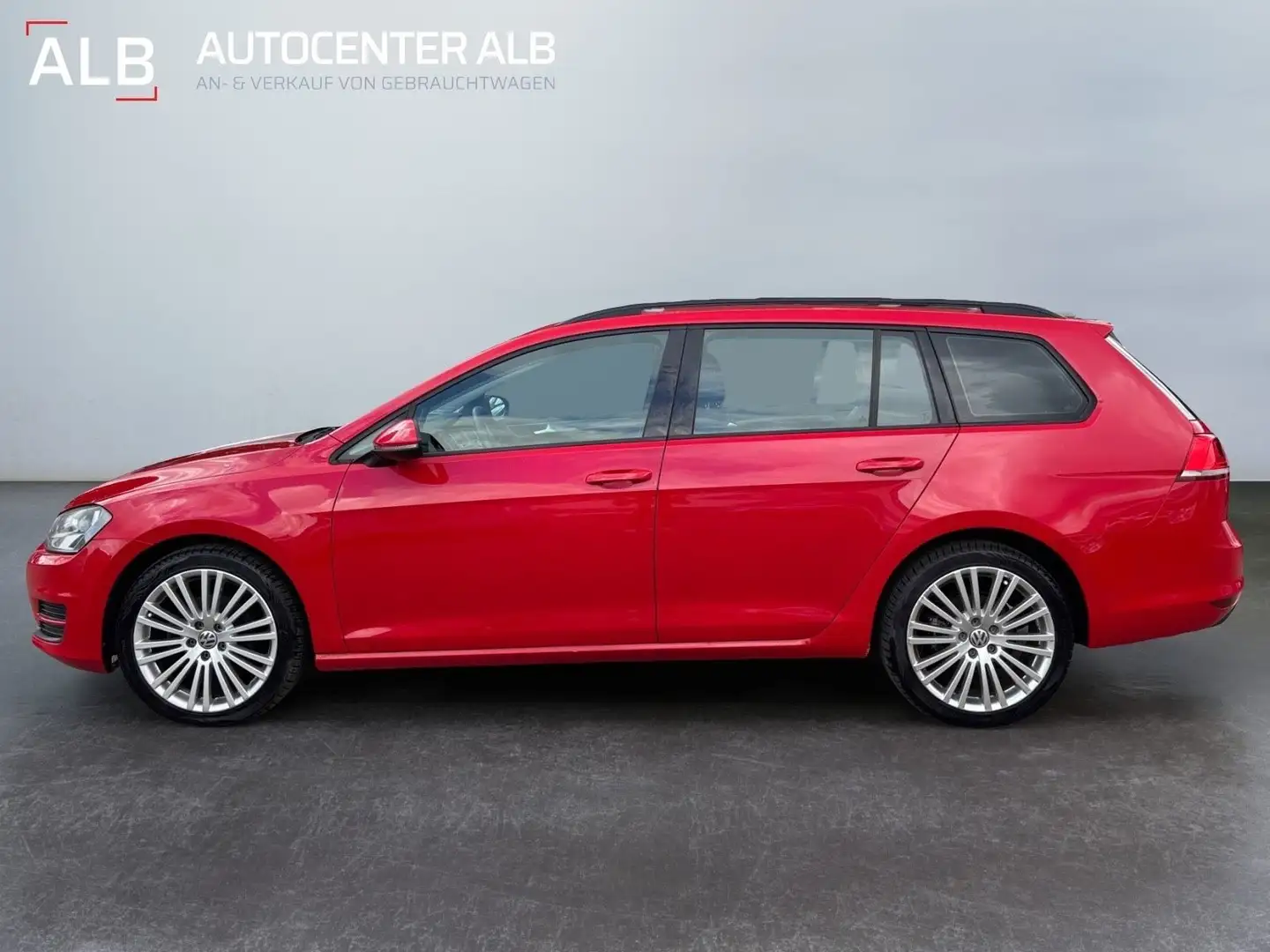 Volkswagen Golf VII Variant Trendline TDI/4Motion/1.HAND/ Červená - 2