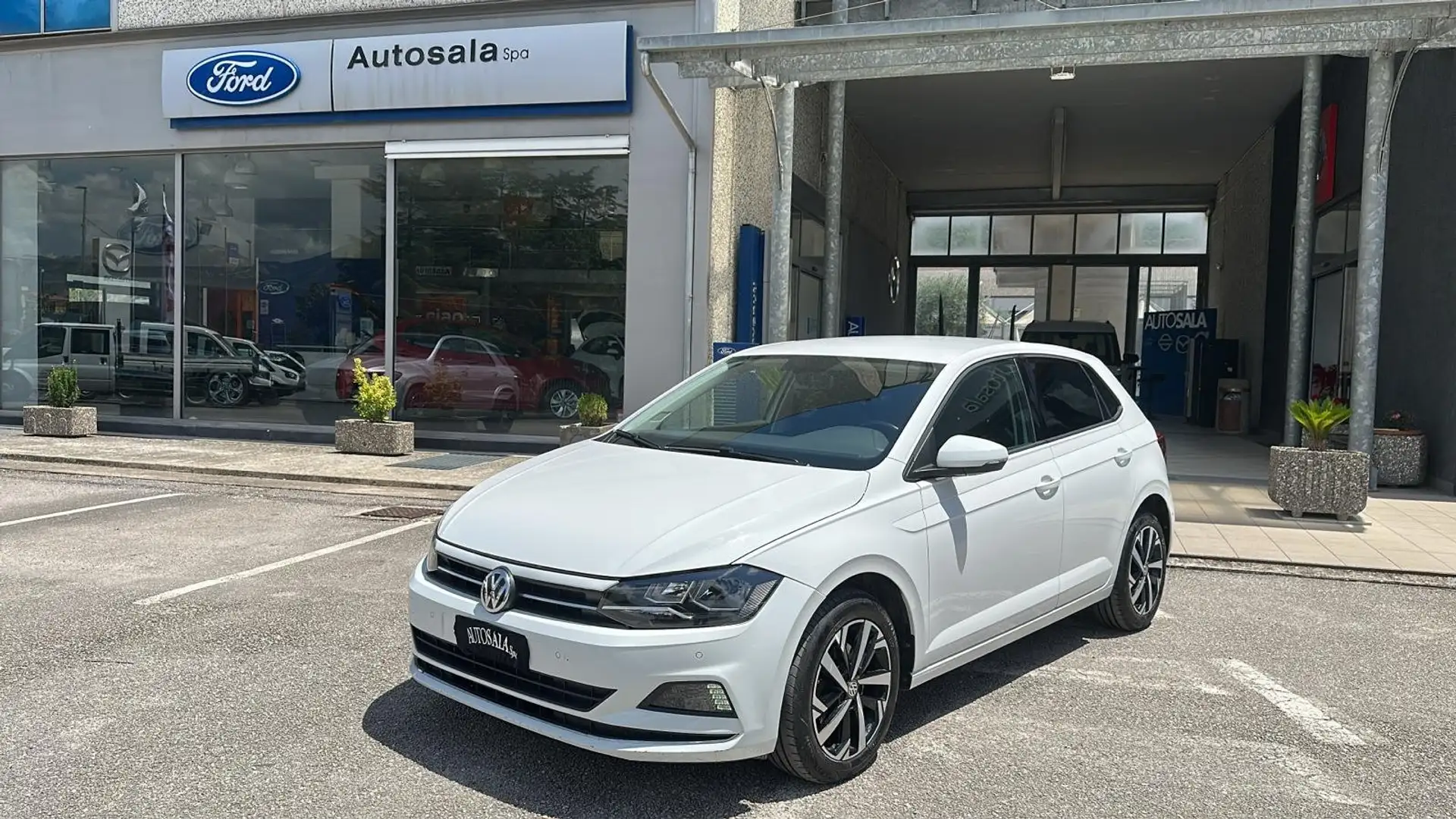 Volkswagen Polo Polo 5p 1.6 tdi Highline 95cv Bianco - 1