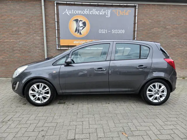 Opel Corsa view 3