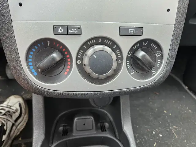 Opel Corsa view 12
