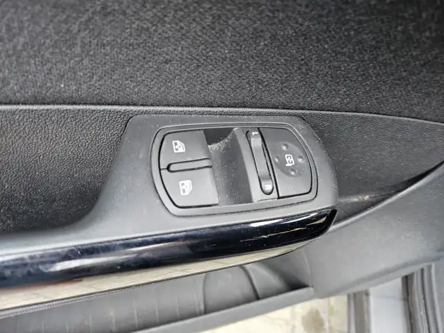 Opel Corsa view 9