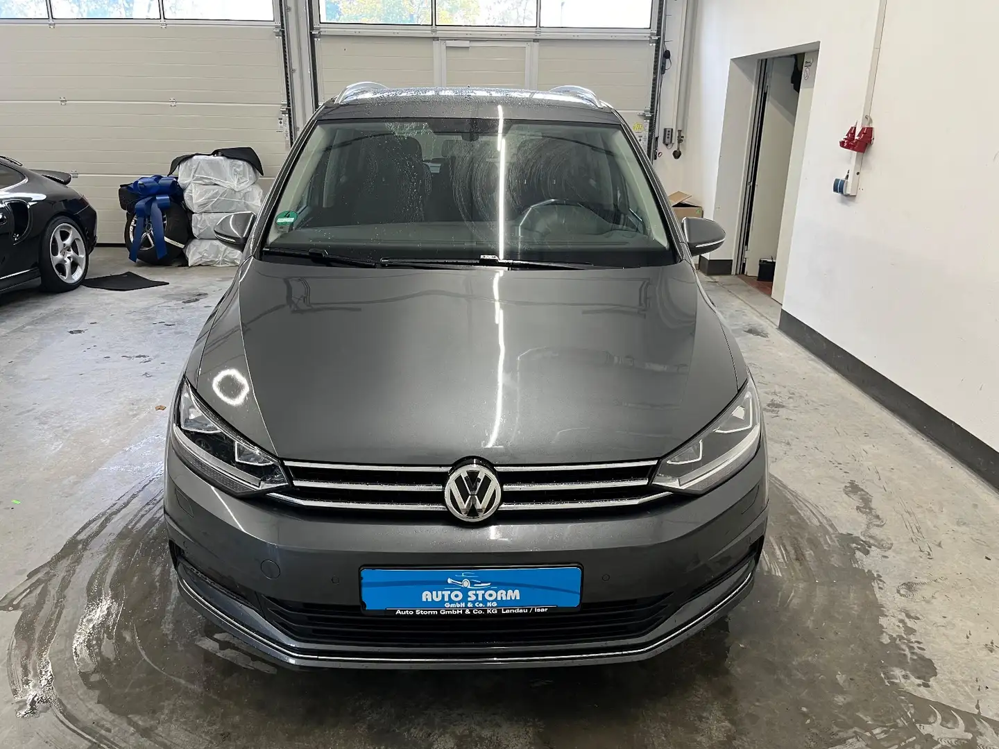 Volkswagen Touran 1.6 TDI BMT Join*1-Hand*Navi*AHK*ACC ACC+AHK+Navi+ Grau - 2