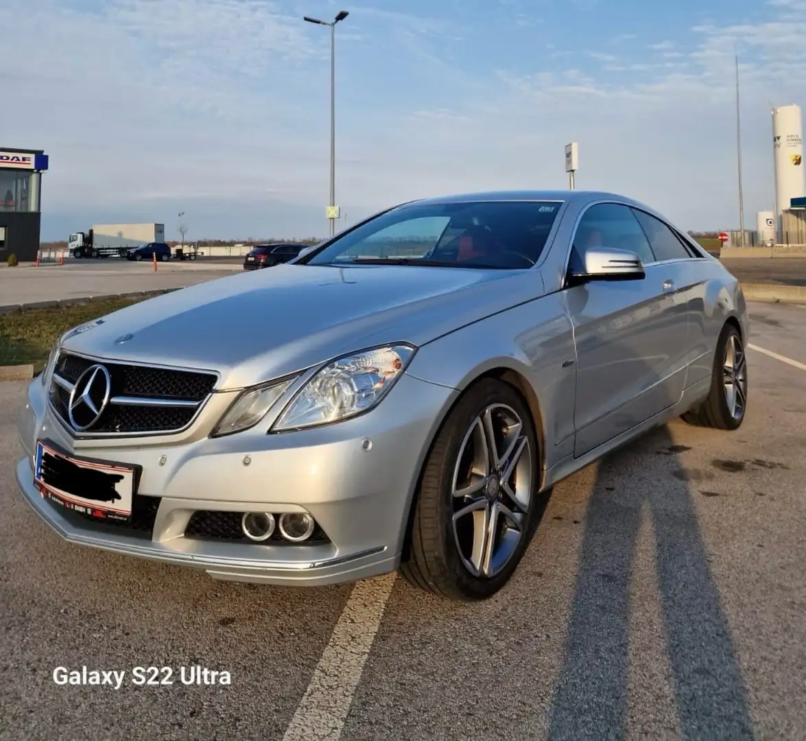 Mercedes-Benz E 200 CGI BlueEfficiency - 1