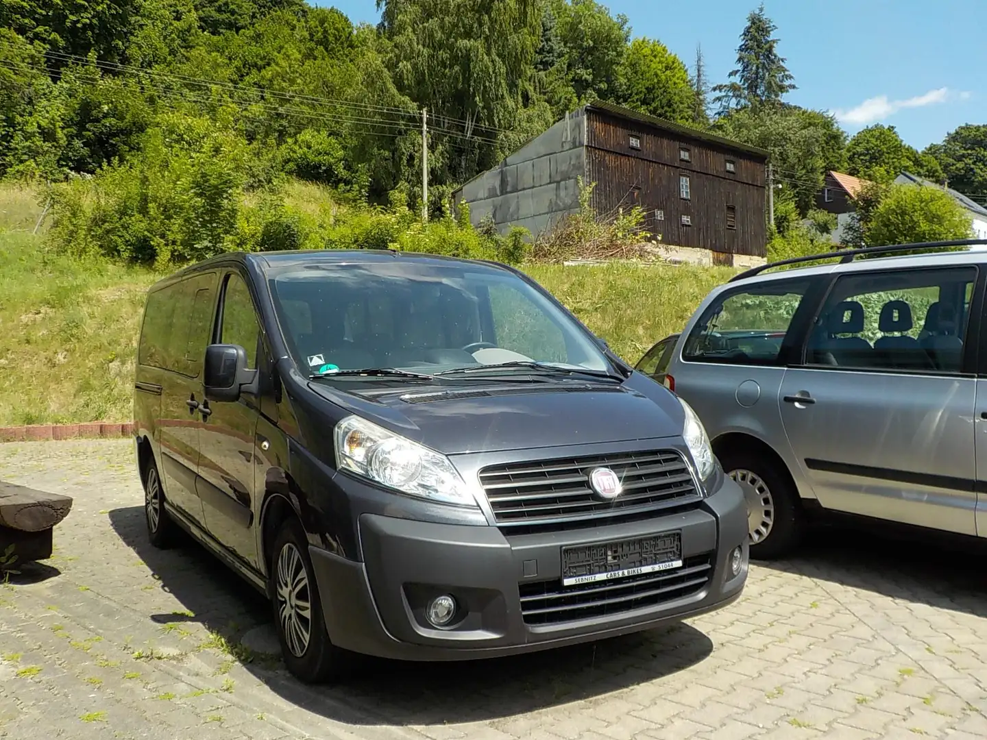Fiat Scudo Panorama Family L2H1 120 Multijet (7 Sitze) Schwarz - 2