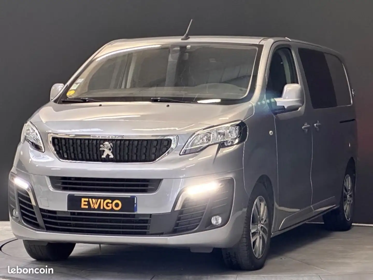 Peugeot Expert VU ASPHALT COMBI 2.0 BLUEHDI 180CH L1 EAT 8 START-STOP Grau - 1
