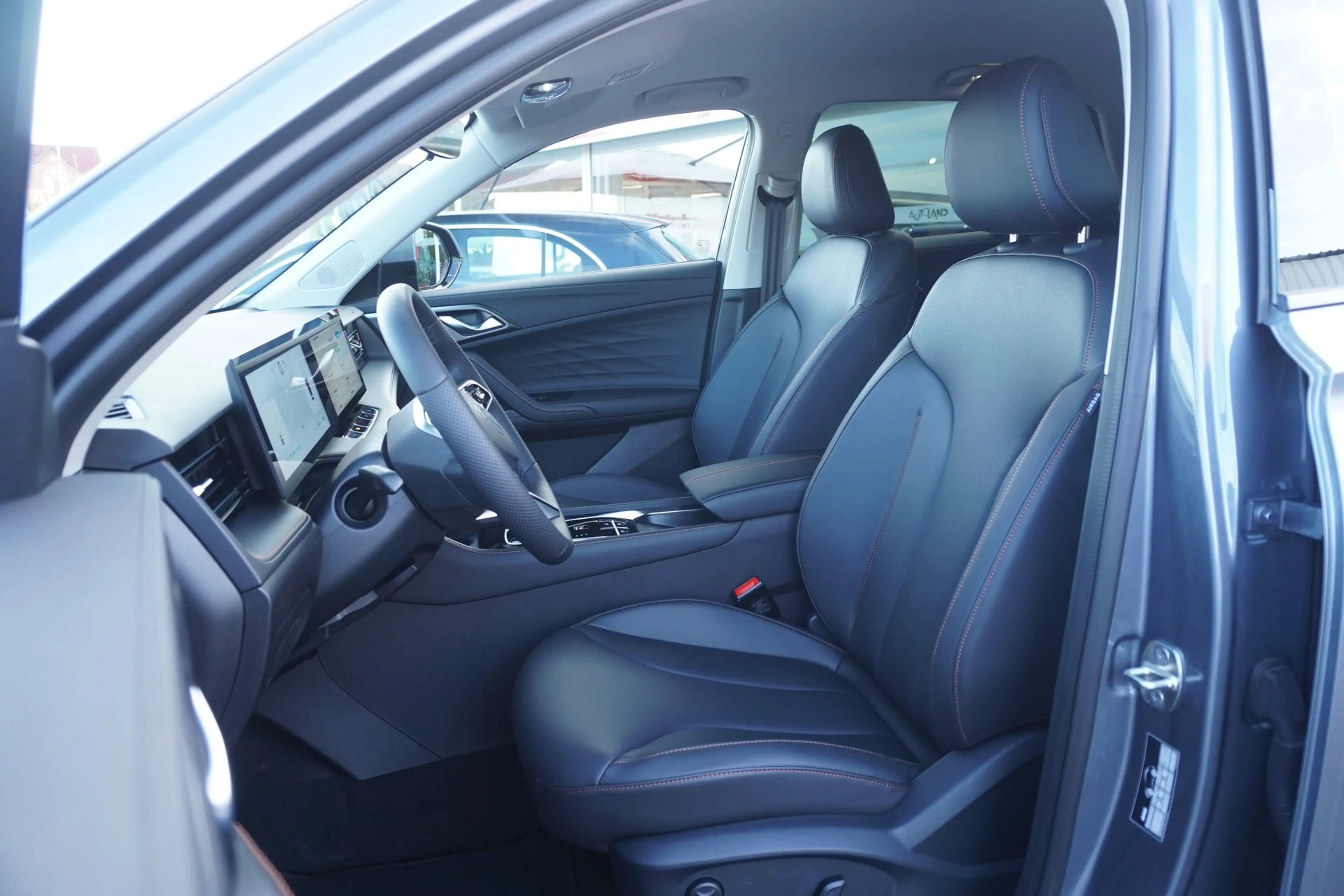 MG HS 1.5 T-GDI Hybrid+ Luxury Aut. LED ACC Navi — photo 8