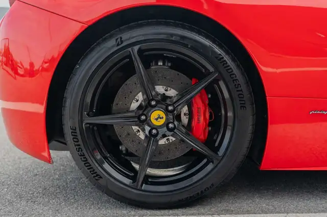 Ferrari 458 view 21