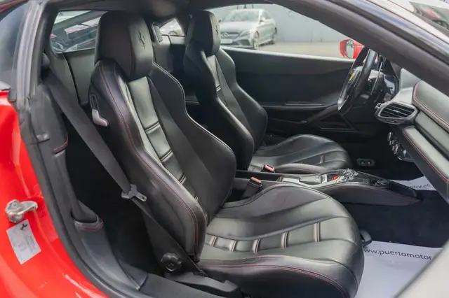 Ferrari 458 view 17