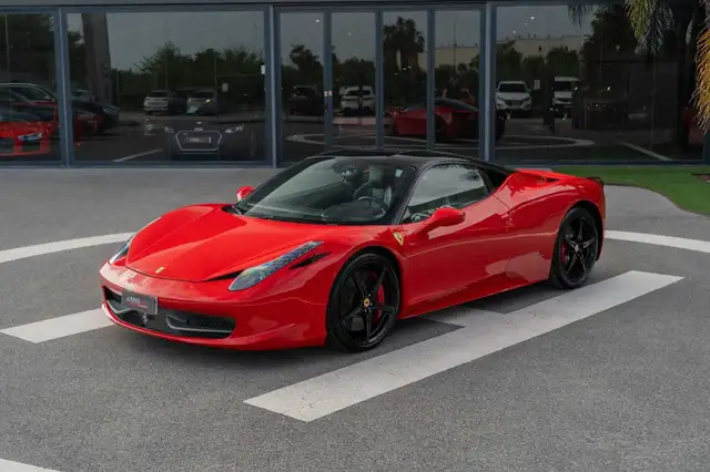 Ferrari 458 view 3