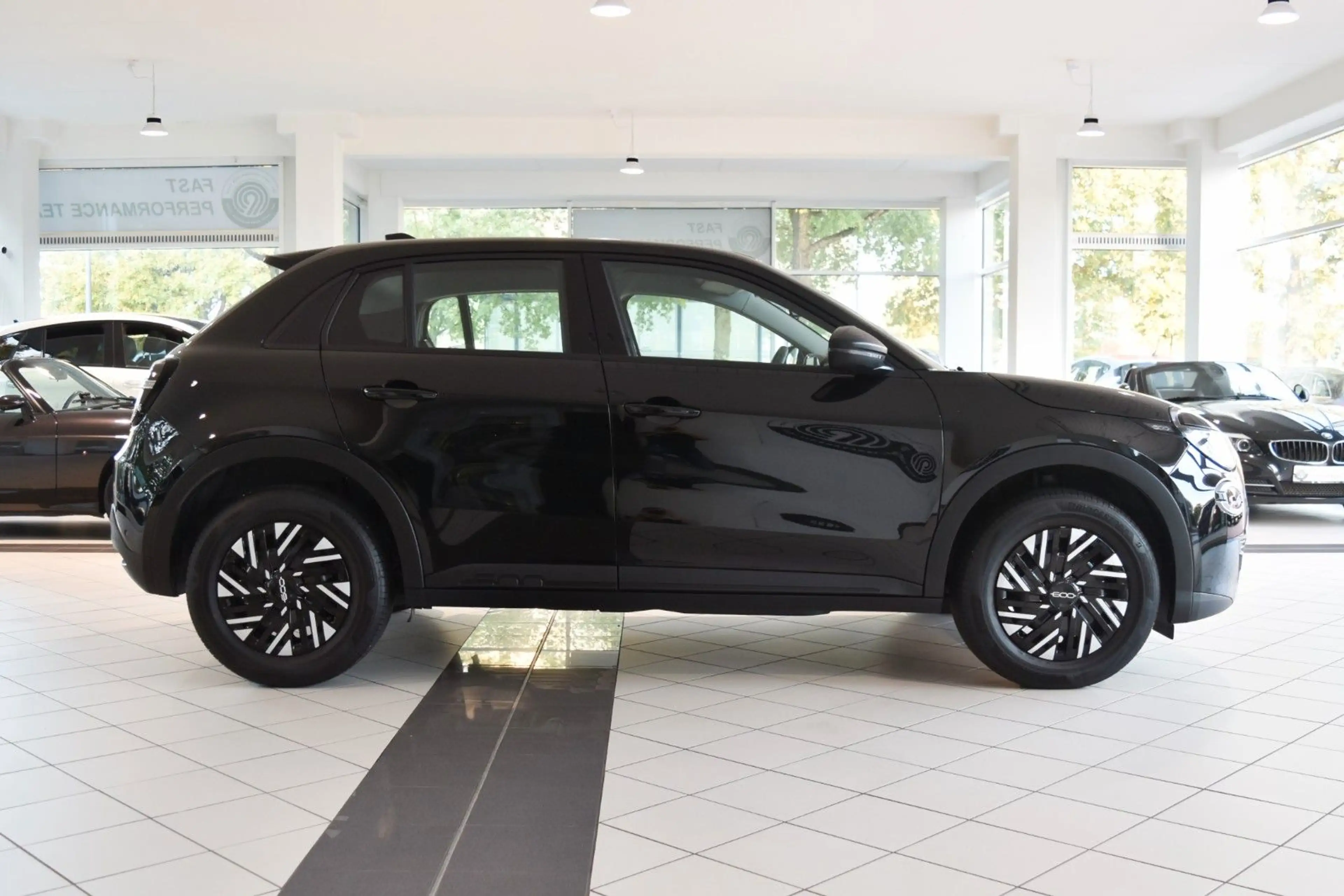 Fiat 600 Hybrid 1.2 DCT~Automatik~Apple CarPlay~1. Hd — photo 6