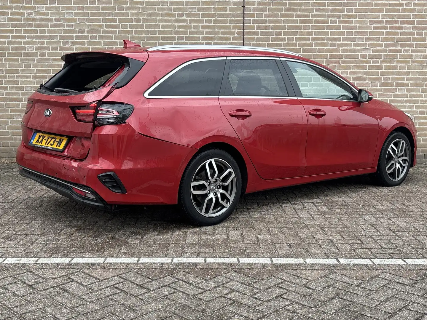 Kia Ceed SW / cee'd SW Sportswagon 1.4 T-GDi DynamicPlusLine € 7950 NETTO Rood - 2