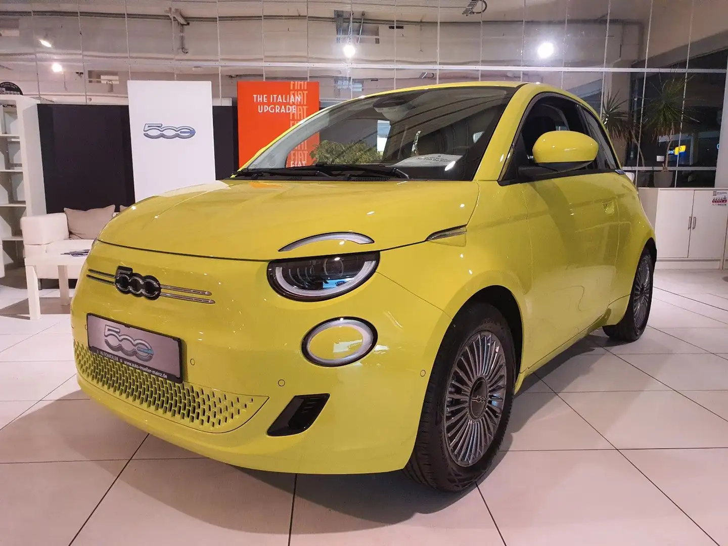 Fiat 500e 42kWh -LED, ALU, NAVI, PDC, RFK, SHZ u.v.m. Gelb - 2