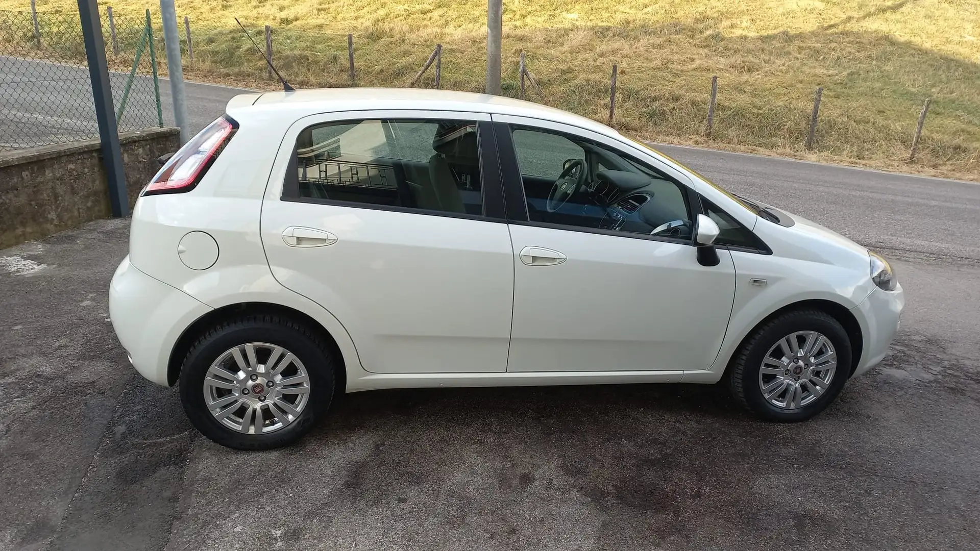 Fiat Grande Punto 1.4 Gpl Bianco - 2