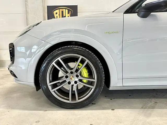 Porsche Cayenne Coupe E-Hybrid PHEV 17,9 kWh Aut. Ansicht 9