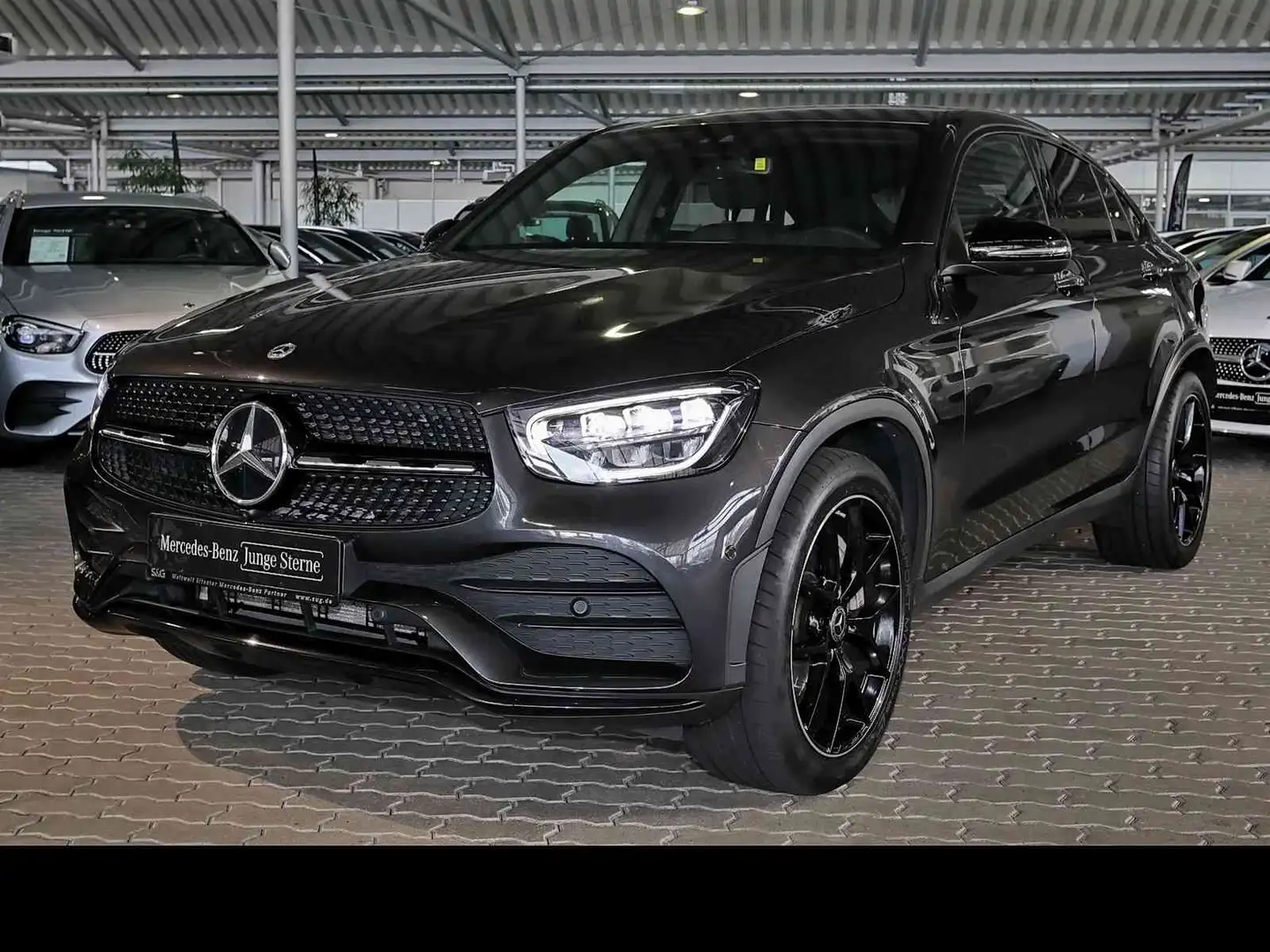 Mercedes-Benz GLC 300 4M Coupé AMG 360°+TOTWINKEL+DISTR+MEMORY Grau - 1