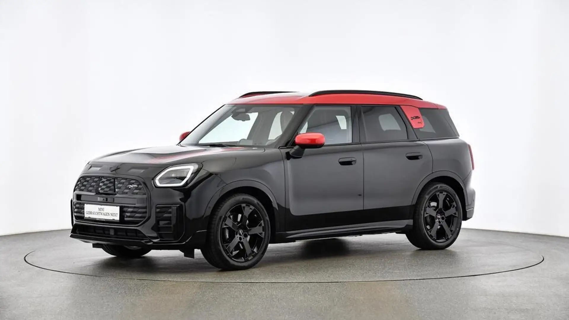 MINI Countryman SE All4 Schwarz - 2