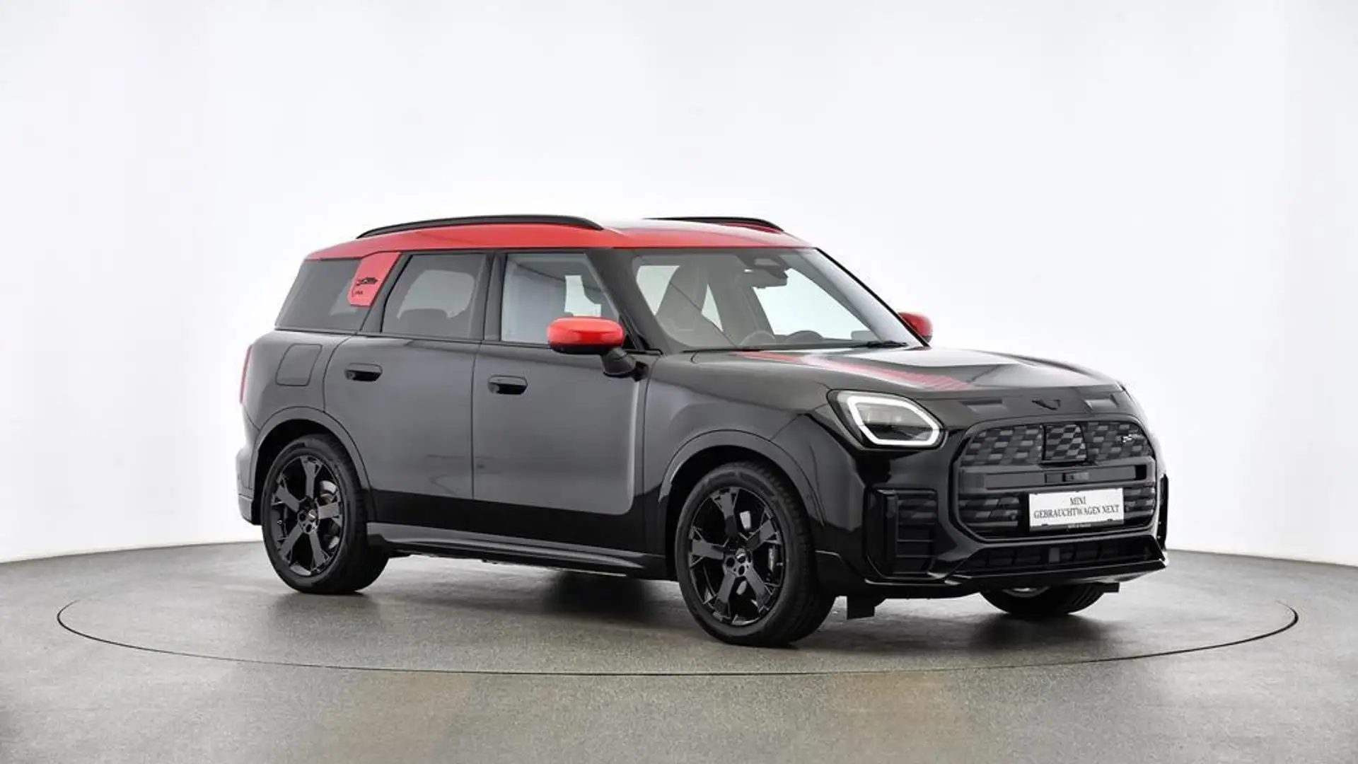 MINI Countryman SE All4 Schwarz - 1