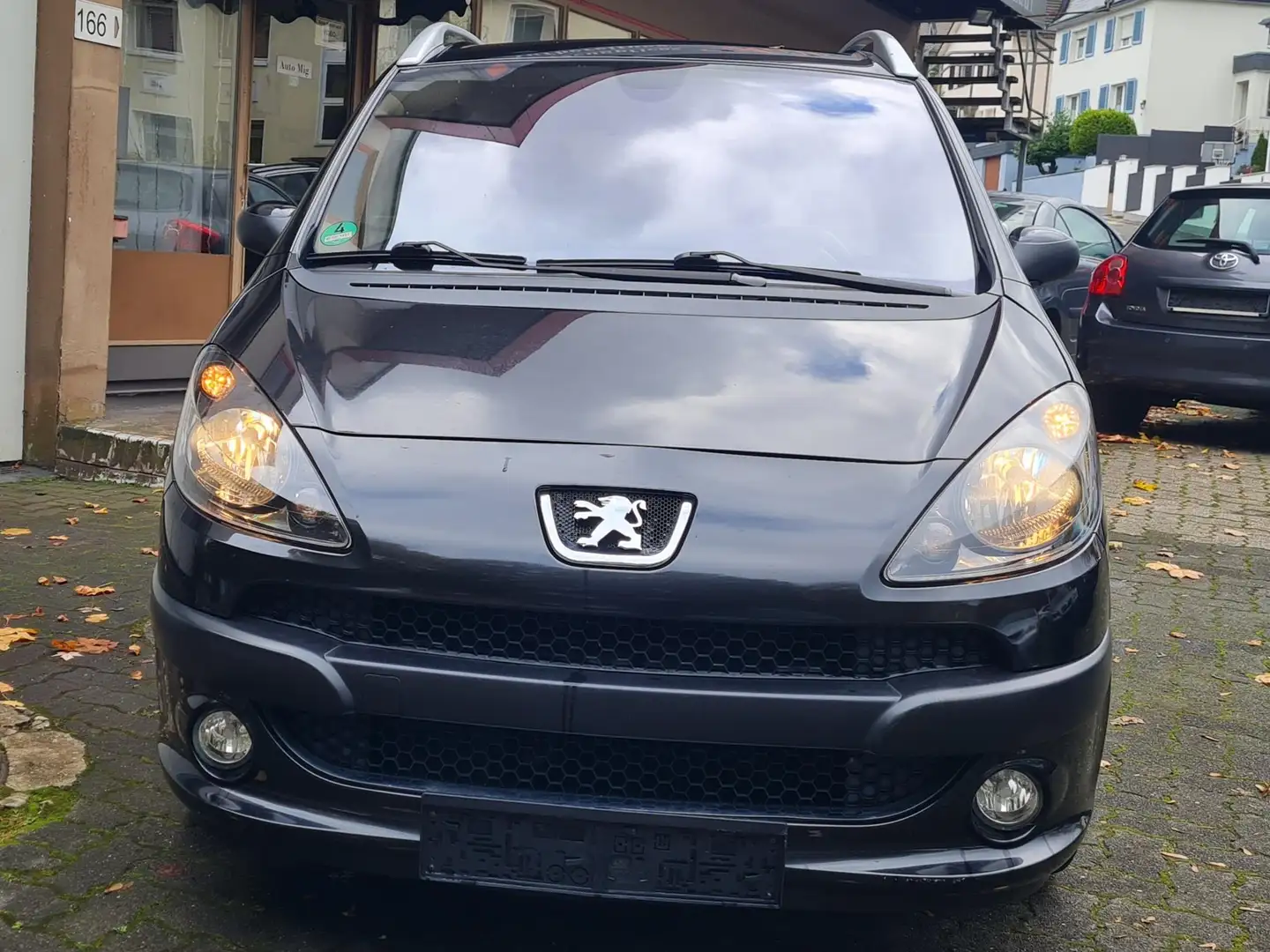 Peugeot 1007 Premium Schwarz - 2