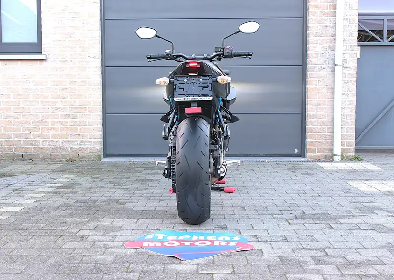 Suzuki GSX 8S - foto 8