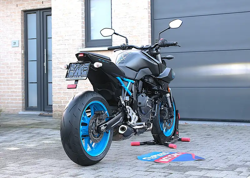 Suzuki GSX 8S - foto 6